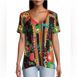 NWT Andra Favorite Short Sleeve V Neck Swing Tee